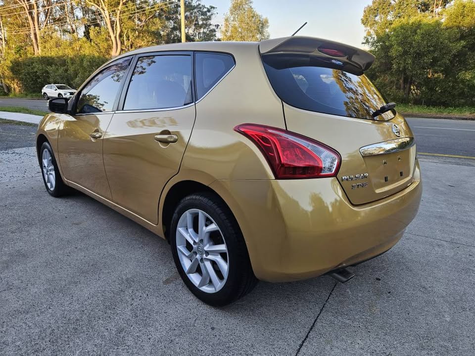 2013 Nisssan Pulsar STS turbo4.jpg